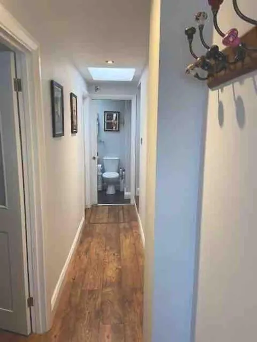 Apartment Self Contained Two Room Studio Apartment, Own Entrance, Private Parking Brighton United Kingdom